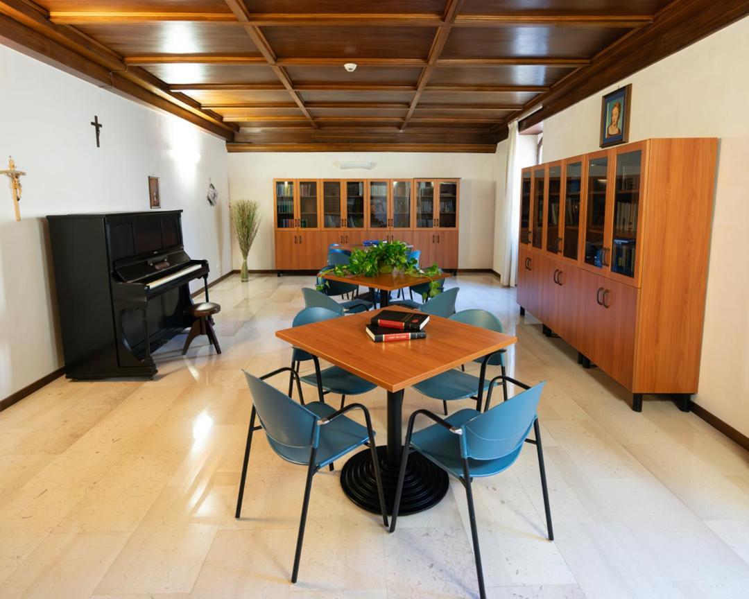Nazareth Residence Viterbo Exterior foto